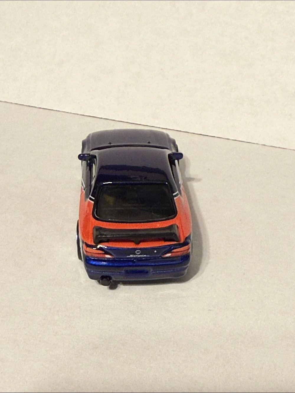 Hot Wheels high gloss